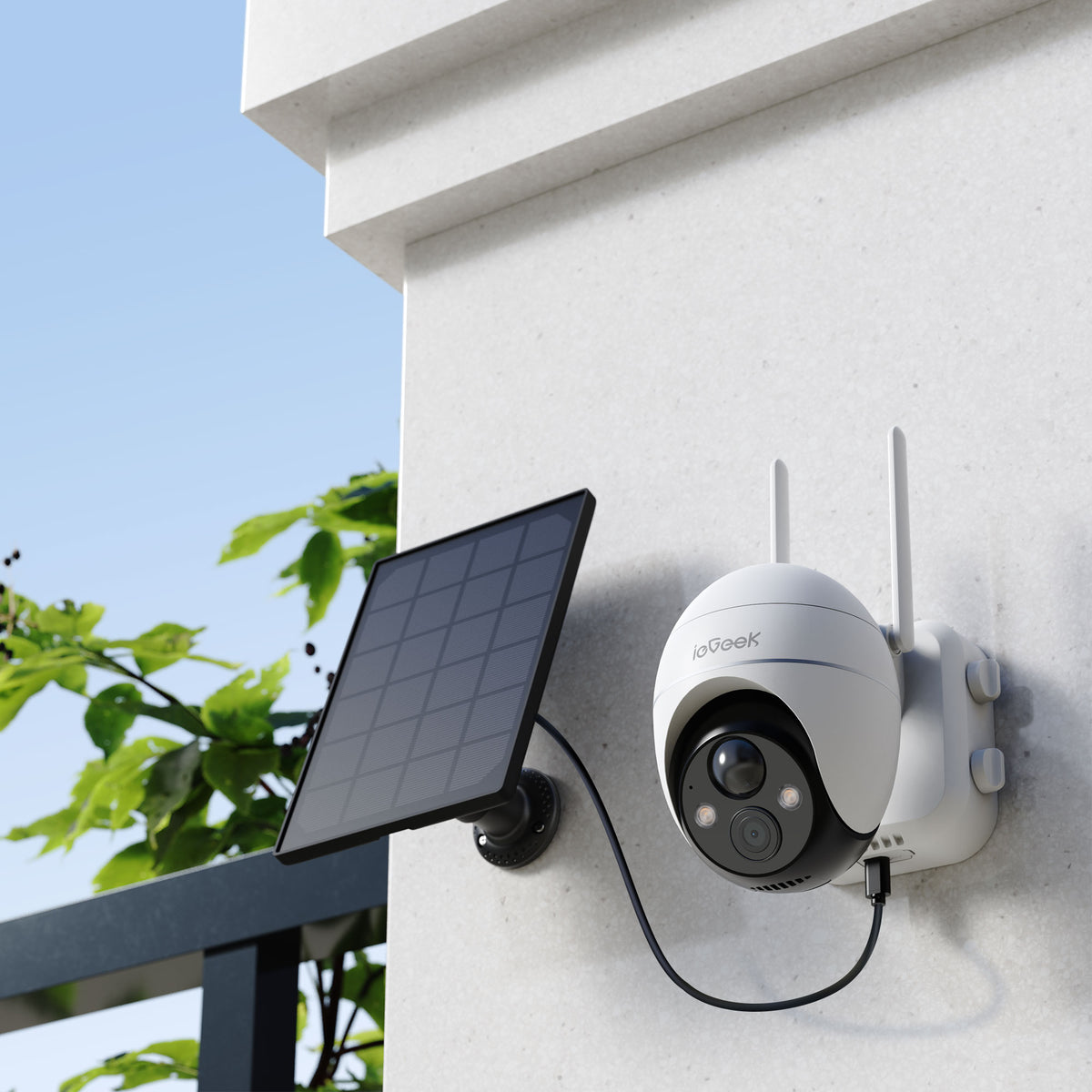 Solarbetriebene 5-MP-360°-PTZ-Außenkamera mit 4-fach Zoom